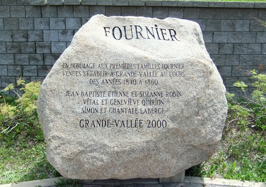 Monument à Grande-Vallée